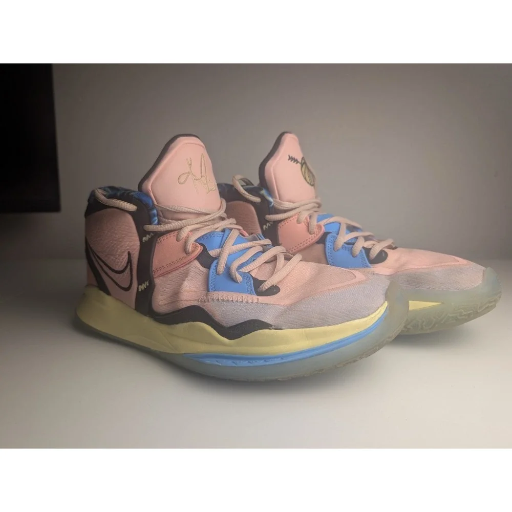 Nike Kyrie Infinity 8 Valentine's Day Basketball Shoes Men's Size 8 Original Box